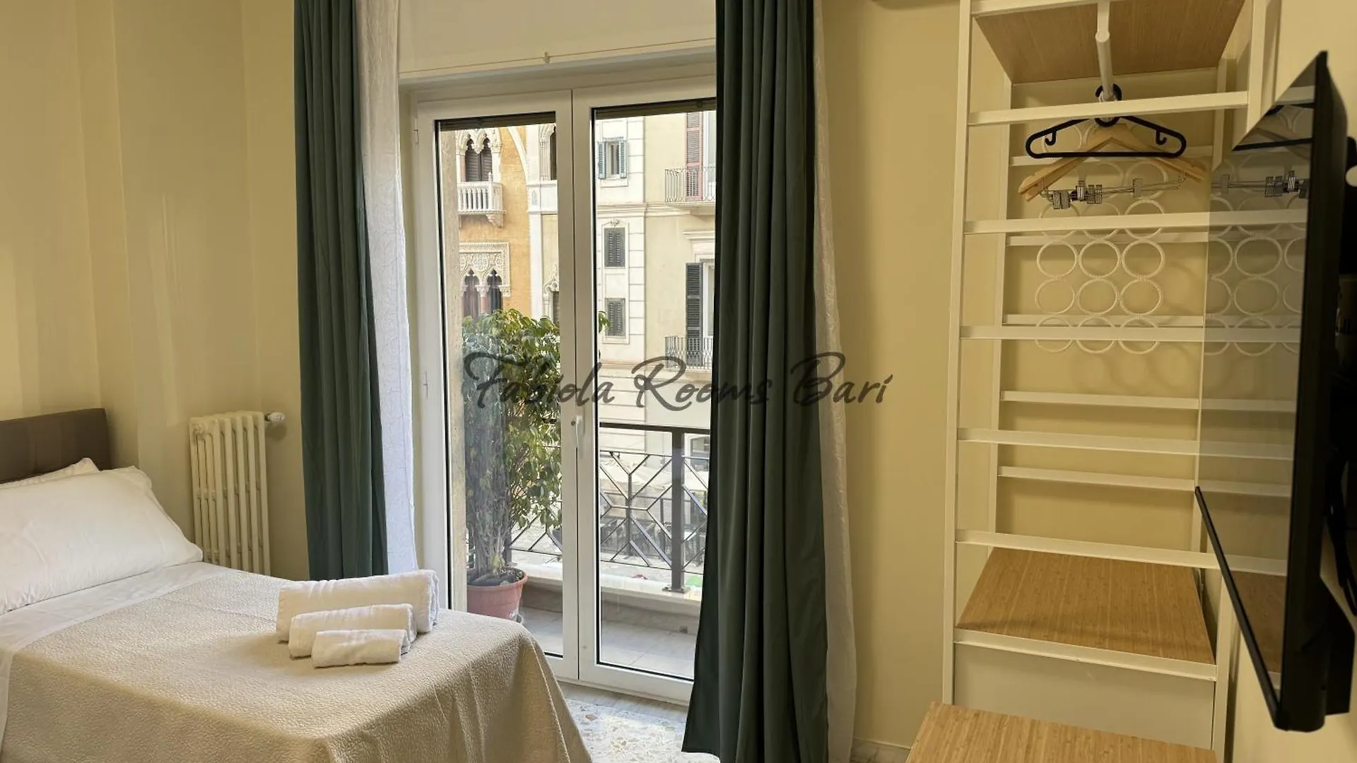 Fabiola Rooms Bari Guest house